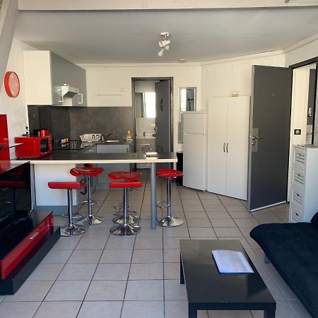 Appartement T3 Tout Confort En Duplex A 20Mn A Pied Du Centre-Ville Avec Tv Et Wifi 拉罗歇尔 外观 照片